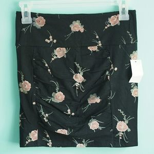 NWT Black Floral Bodycon Mini Skirt